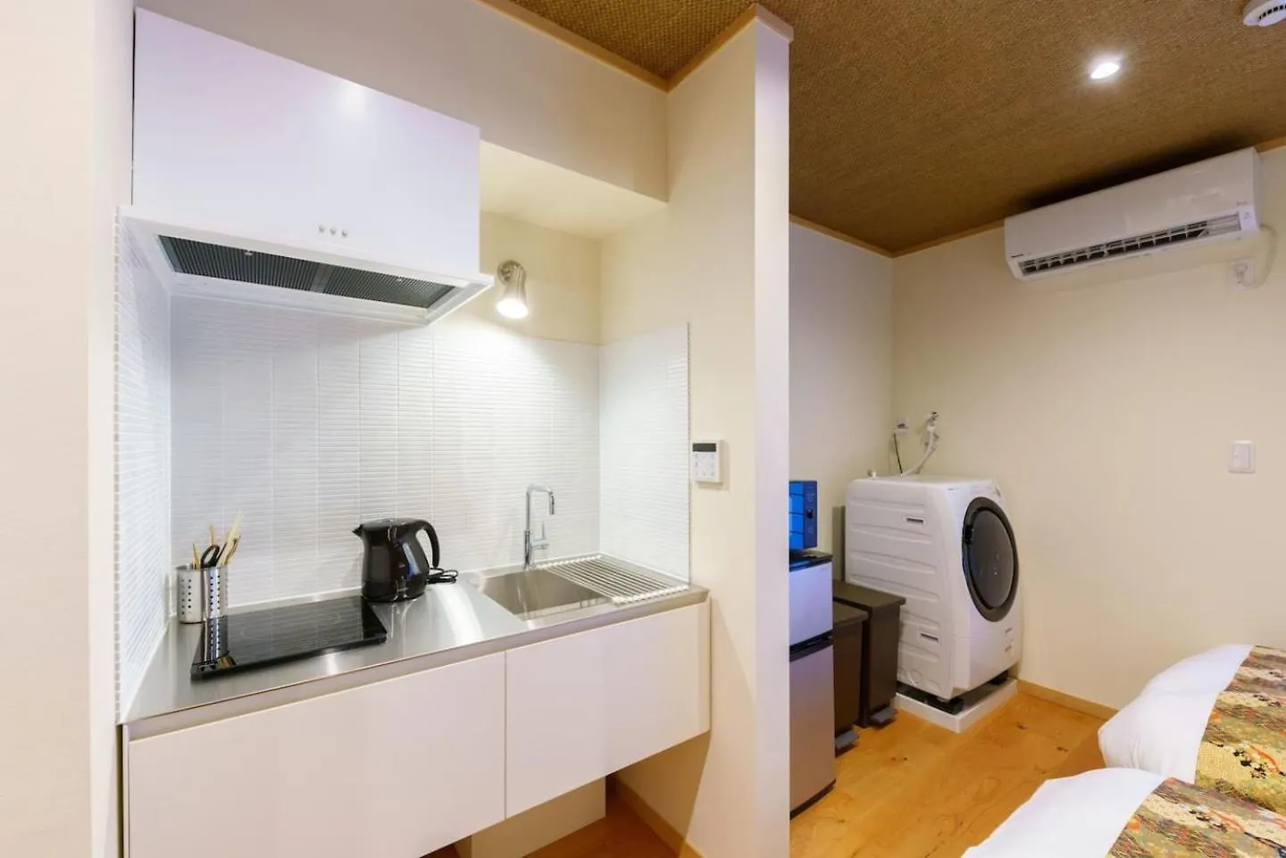 Yadoya Suzume Hotel Tokyo